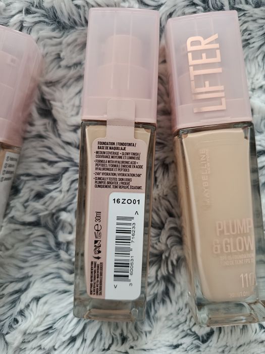 Maybelline NY Plump Glow podkład do twarzy odcień nr 110