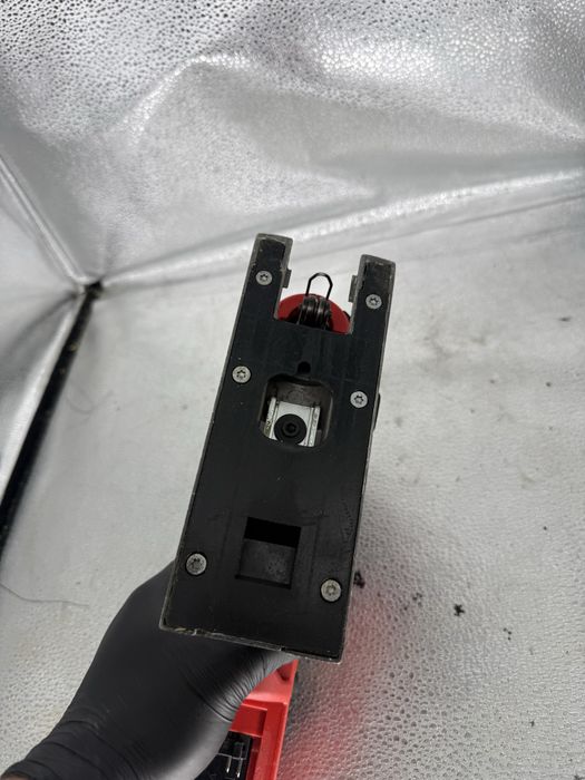 Безщітковий лобзик Milwaukee M18 FBJS