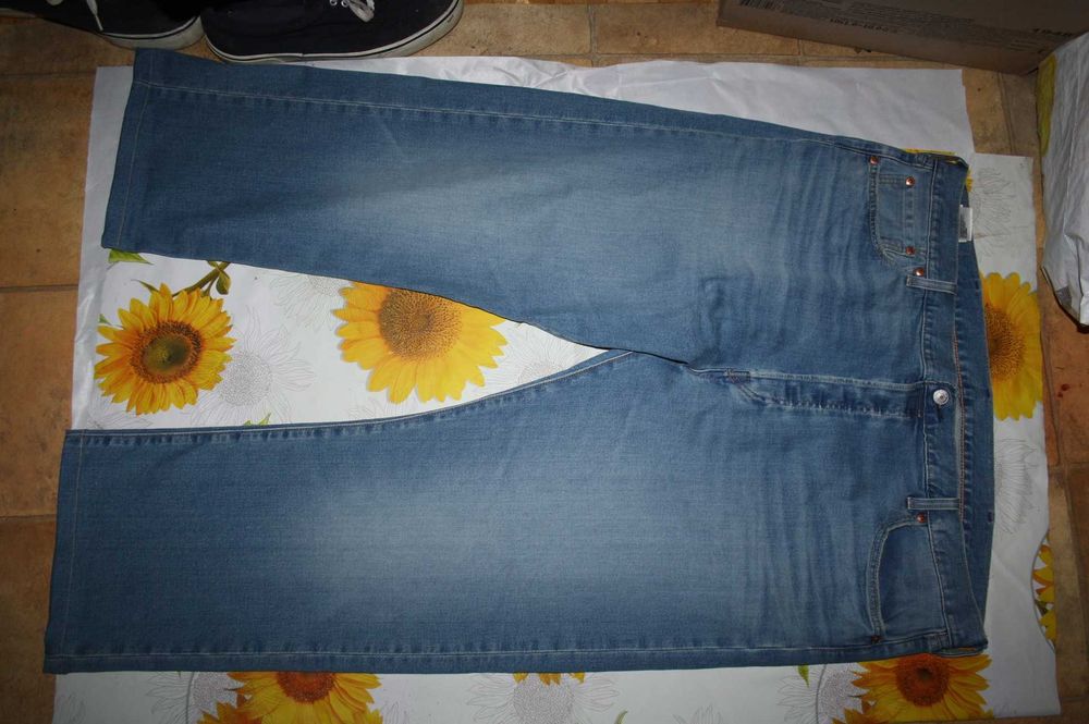 Spodnie Jeans Levis szerokoie w pasie 115cm