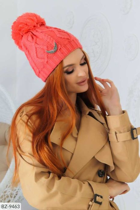 Шапка бренд Pull & Bear