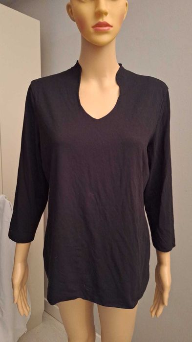 Camisola longa decotada