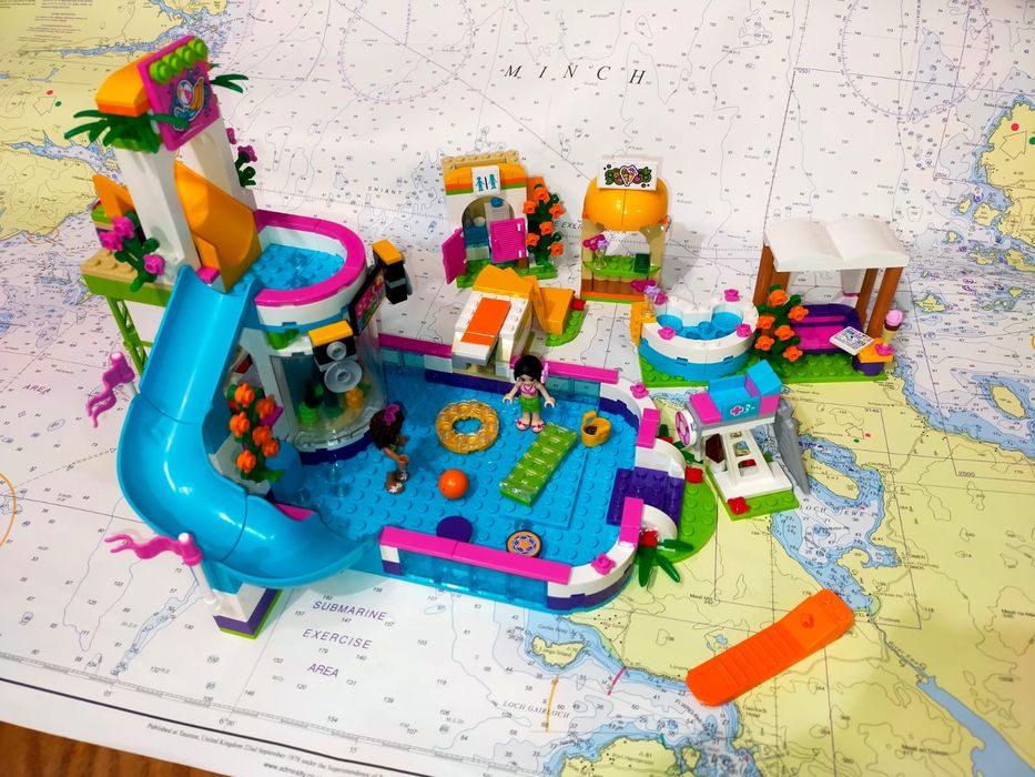 LEGO Friends 41313 Letni basen Heartlake