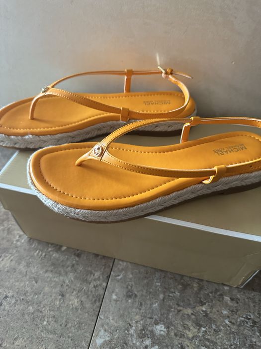 Сандалі Michael Kors розмір 38-38,5