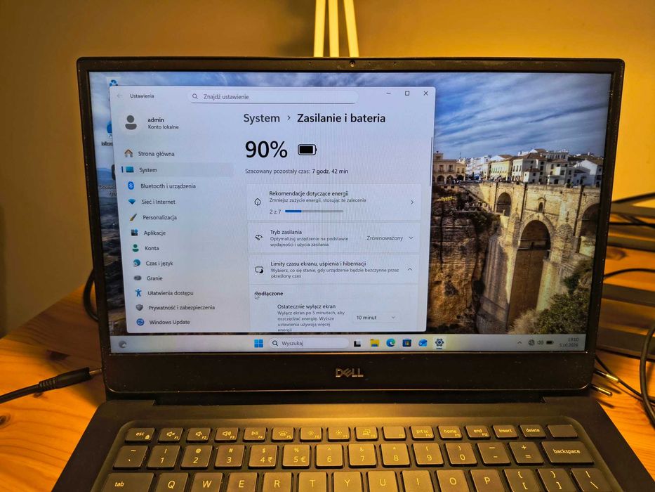 Laptop Dell Vostro 5490 – i5-10210U / 16 GB RAM / 477 GB SSD / Windows 11 Pro