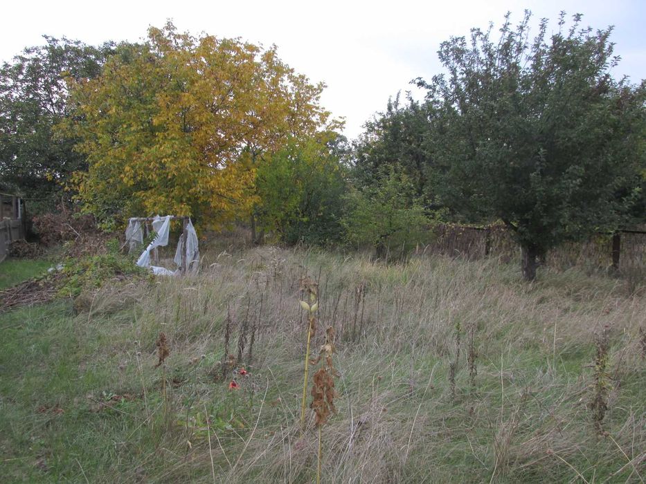 Продам будинок з газовим опаленням по вул. Нижче Польова ( 14 район )