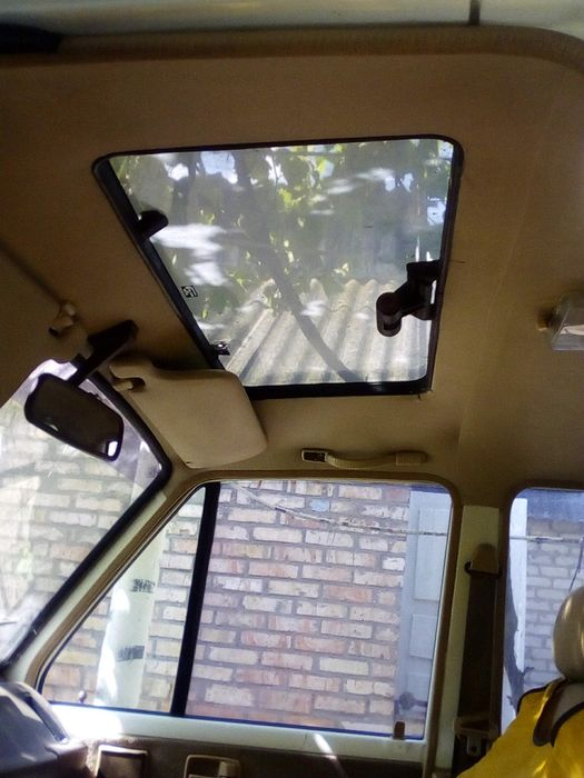 Isuzu Trooper 1986