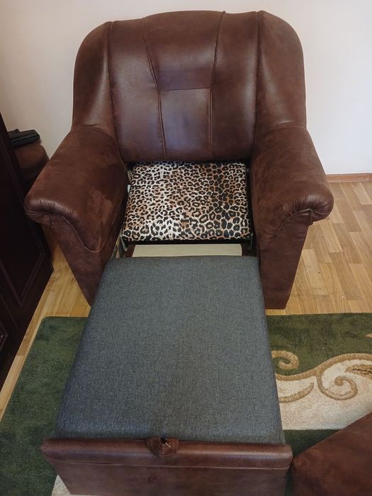 Кресло кровать б/у,в отличном состоянии.