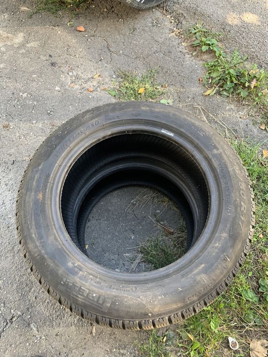 Резина шини гума  R17  225 60 Зима