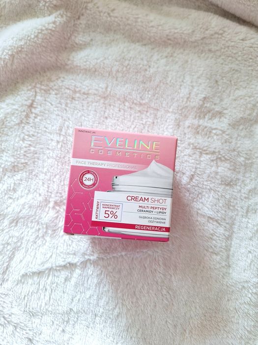 Eveline cosmetics krem cream shot multipeptydy regeneracja