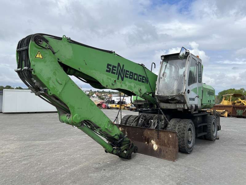 Escavadora Industrial SENNEBOGEN 818