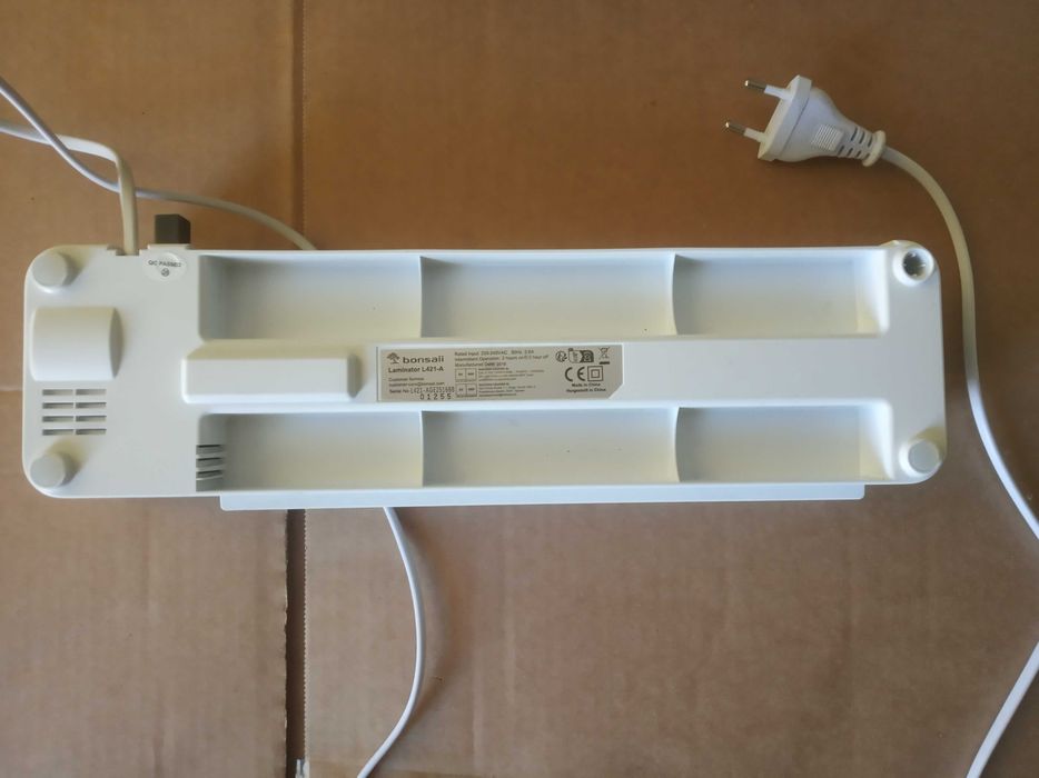 Używany laminator biurowy Bonsai.
