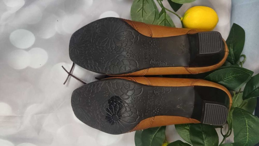 Brązowe czółenka Footglove Wider Fit – skórzane, klasyczne, 39/40