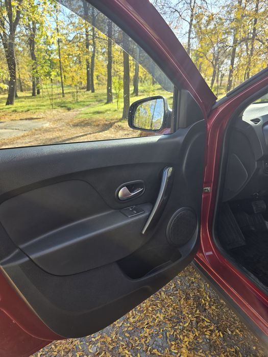 Продам Renault Sandero 2020 года