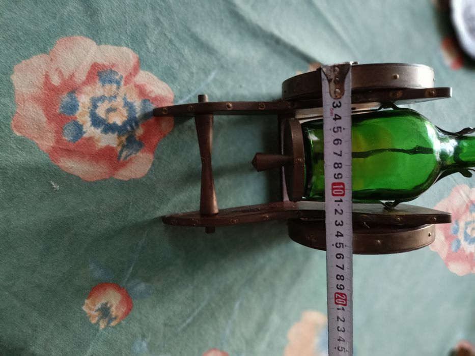 Stojak na trunki z górnej półki