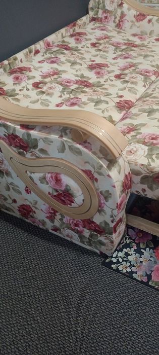 Wersalka kanapa sofa sprężyny kwiaty Angielskie róże BRW