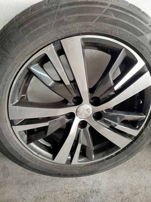 Conjunto de Jante e Pneus 225/55 R18 PEUGEOT 3008