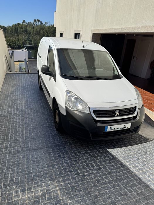 Peugeot Partner 1.6 HDi Diesel – 2016 – Long – 3 Lugares