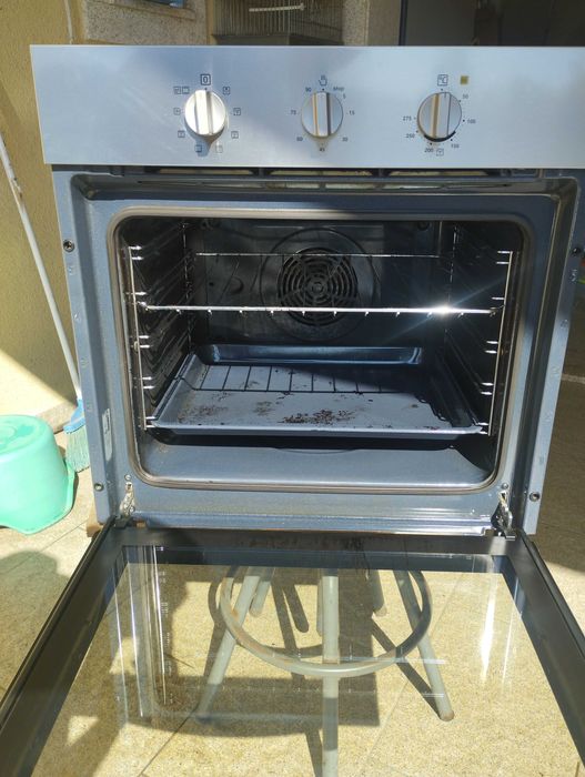 Forno eléctrico em óptimo estado