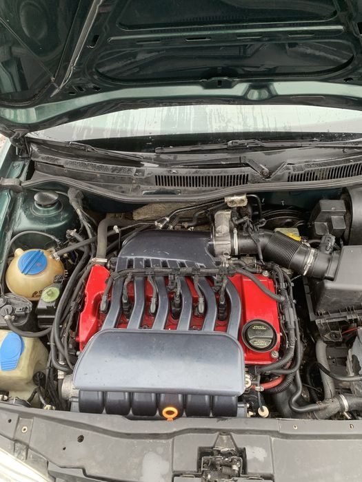 Продам фольксваген  гольф 4 GT 2.8 VR6