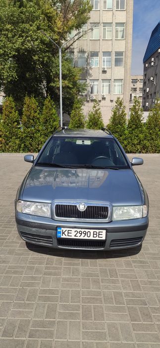 Продам  Skoda Octavia tur  1.6