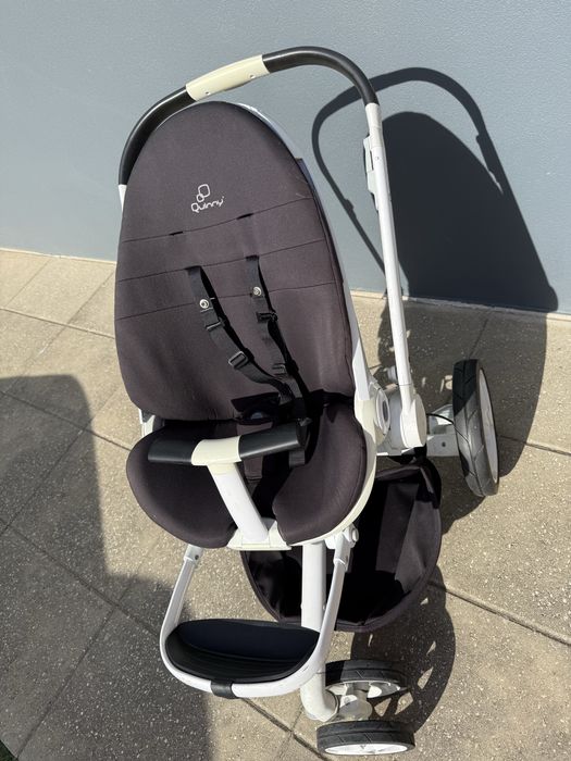 Carrinho Quinny e cadeira de passeio