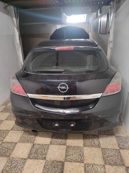 opel astra gtc 1.7cdti de 5lugares