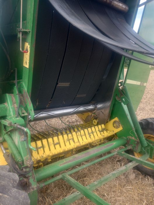 Prasa rolująca John Deere 540/545* szeroki podbierak*