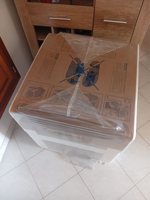 Forno novo na embalagem