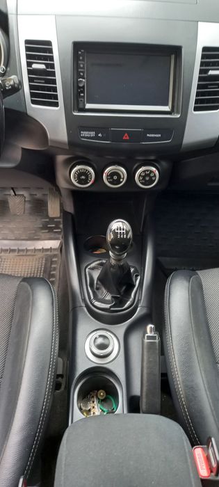 Автомобіль Citroen c crosser