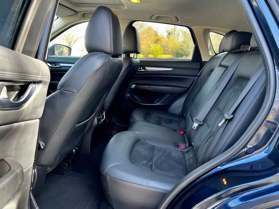 Mazda CX-5 Touring      2020