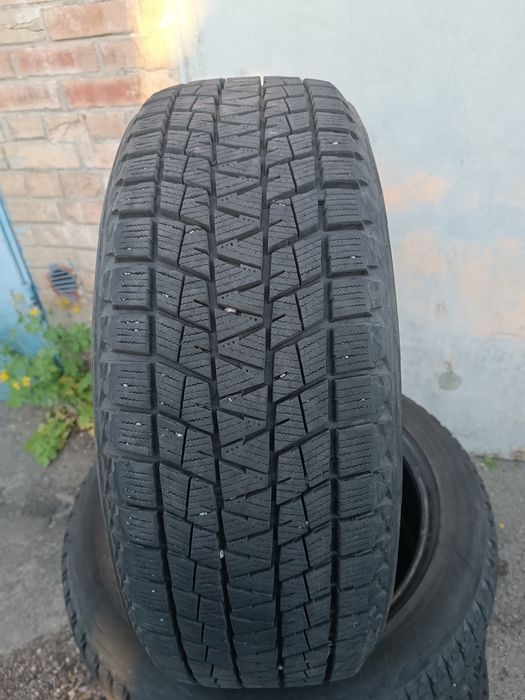 Шини 225/55 R19 зима Bridgestone