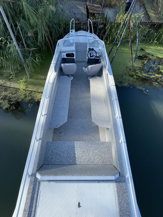 Катер Волга • 12 мест • Yamaha 150 л.с.