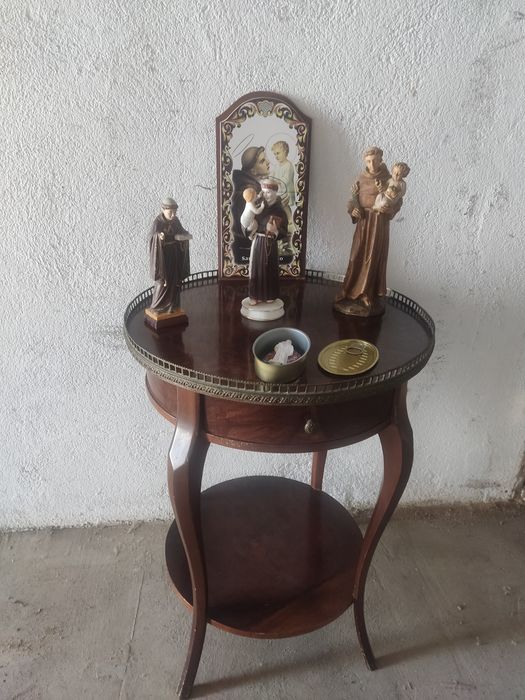 Peças antigas  relegiosas