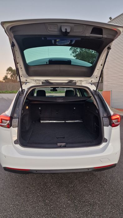 Opel Insignia B Sports tourer 1.5 Ecotec