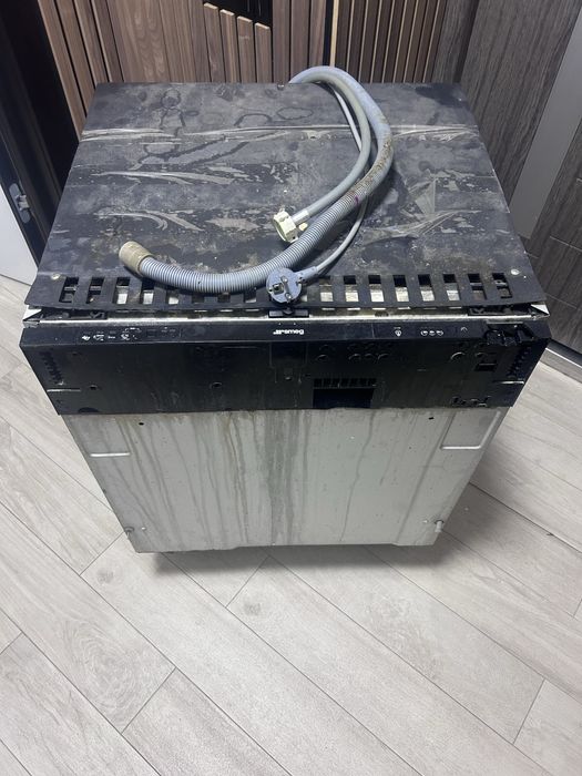 Посудомийка Smeg
