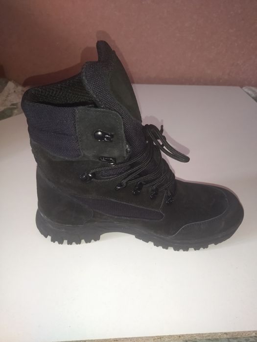 Тактические кроссовки чёрные 42 размер.