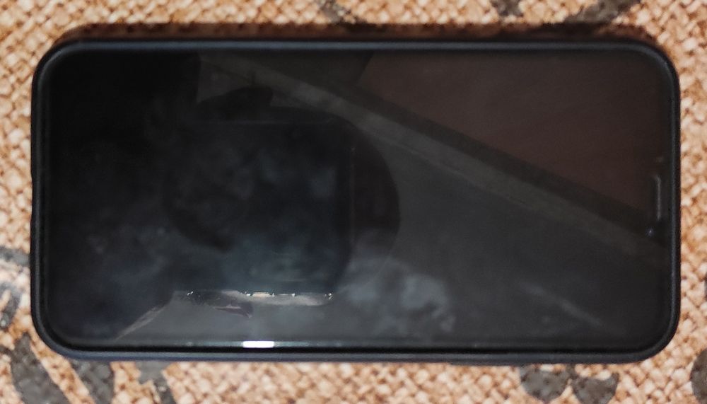 iPhone XS 64 gb в отличном состоянии