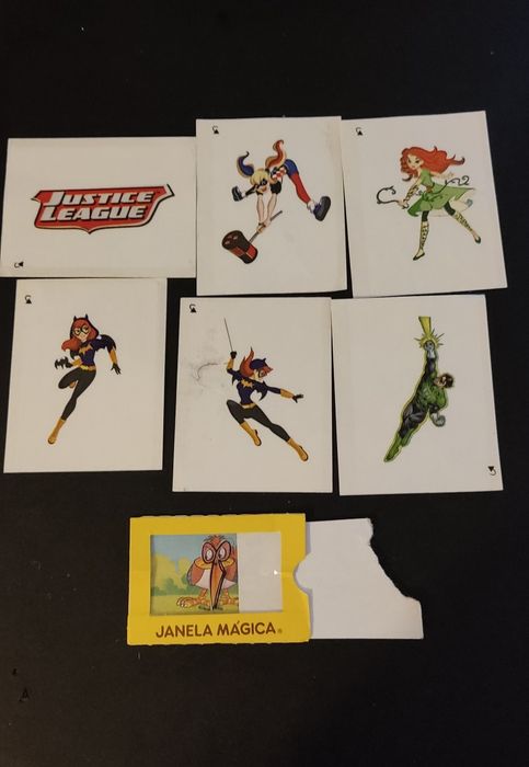 Cromos liga da justiça e Bollycao