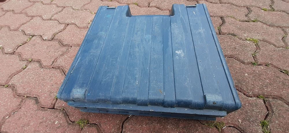 Skrzynka na wyrzynarkę bosch