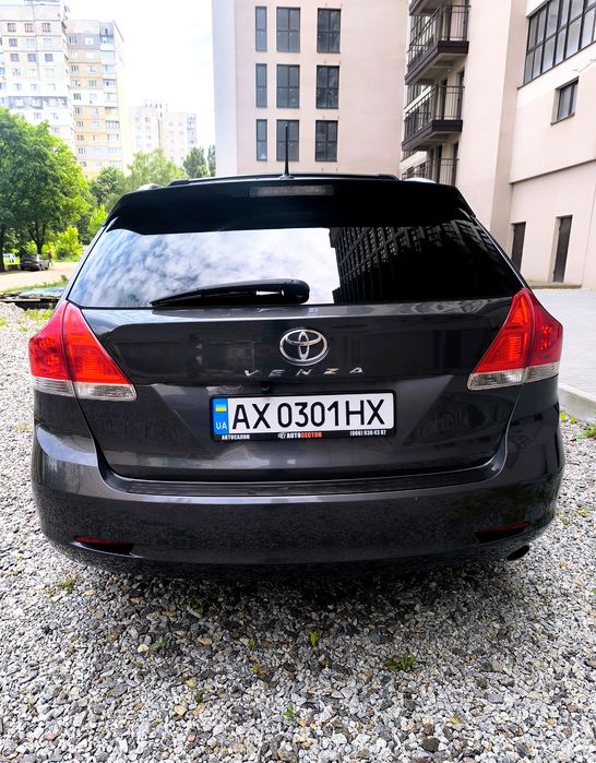 Продам Toyota Venza  газ, бензин.