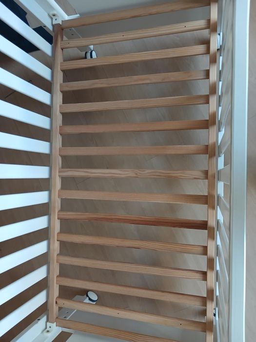 Cama bebé marca trama