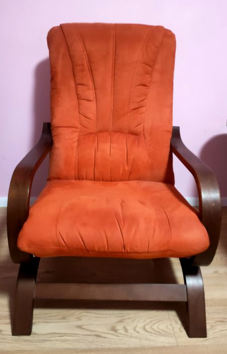 Fotel Finka klasyczny na nóżkach, fotel vintage