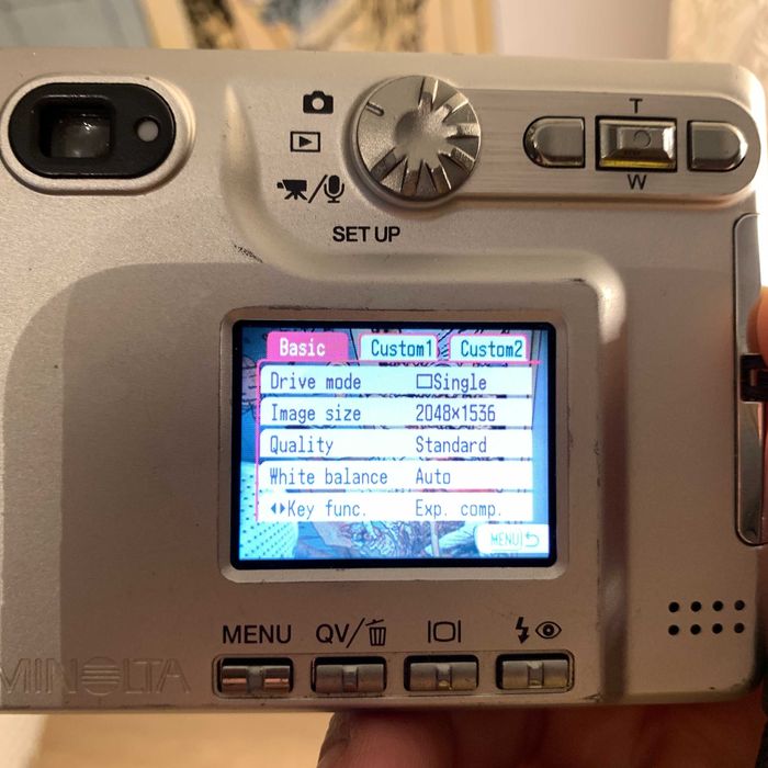 Цифровий фотоапарат Konika Minolta Dimage Xt (карта 512Мб, зарядний )