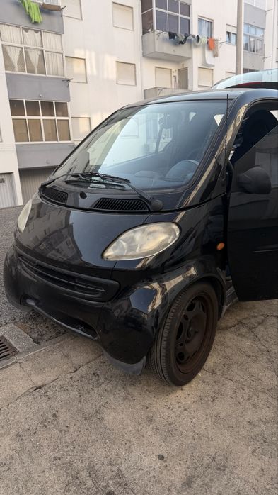 Vende se smat em boas condicoes