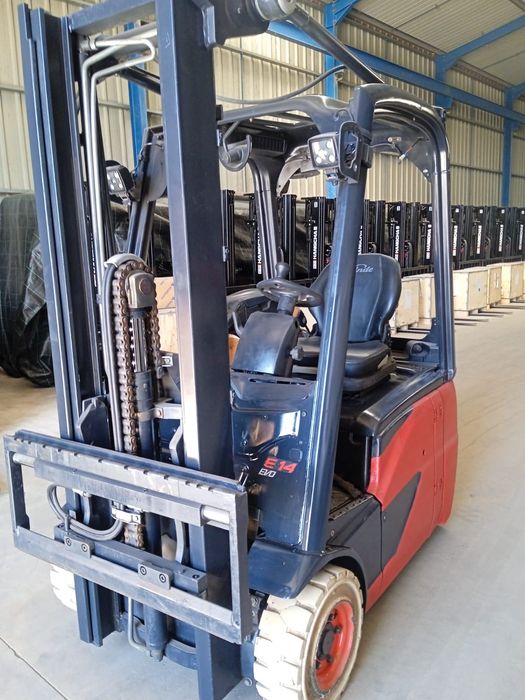 Empilhador Linde E14C evo