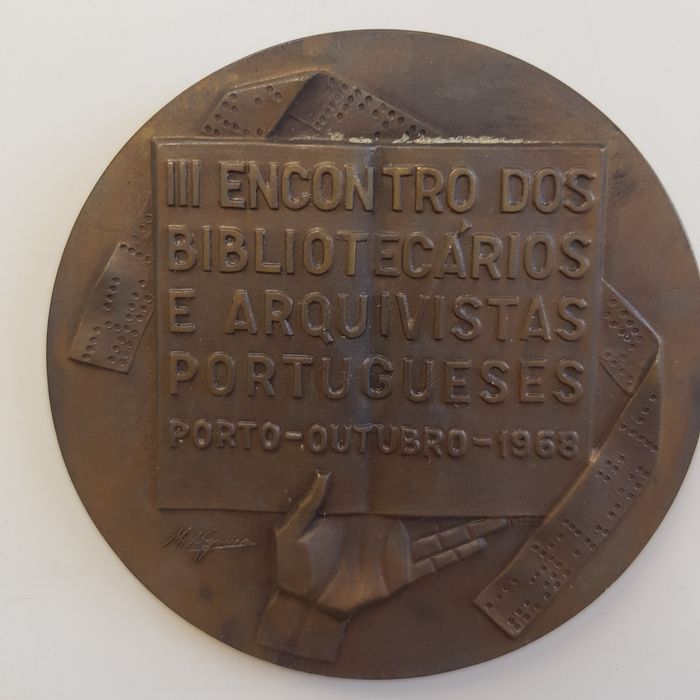 Medalhões bronze vários