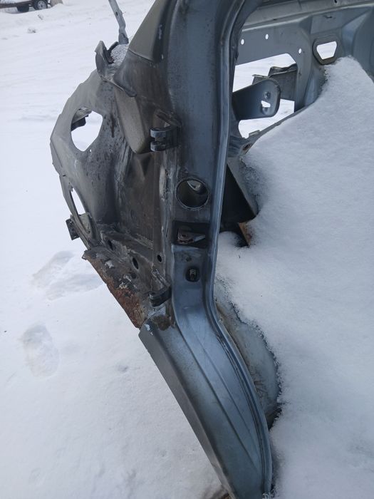 Фольцваген Т 4 четверть (чверть)