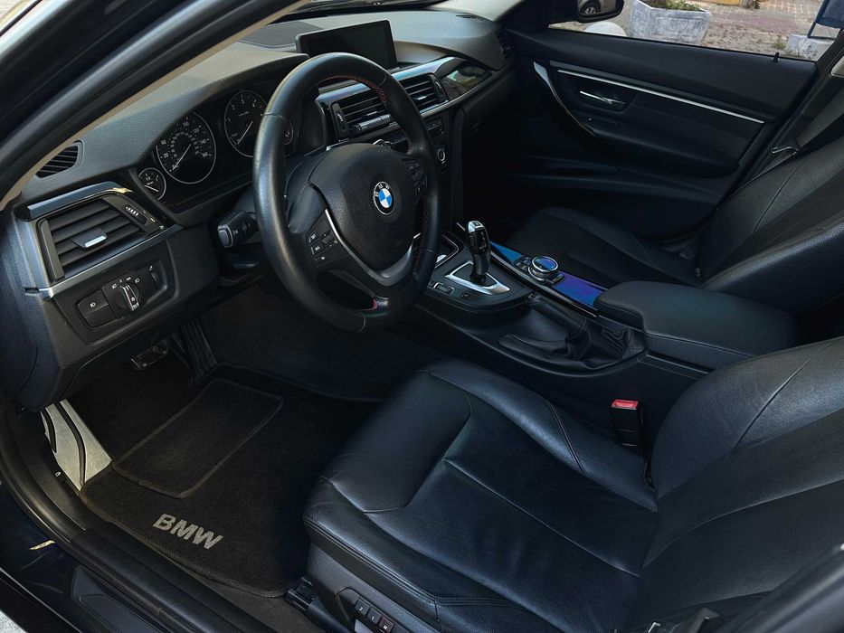 BMW 3 F30 328D 2 литра дизель задний привод