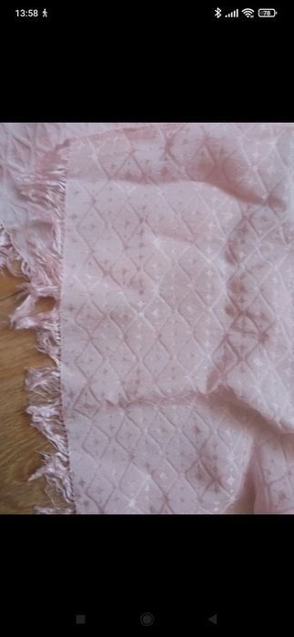 Szal jasnoróżowy jedwabny