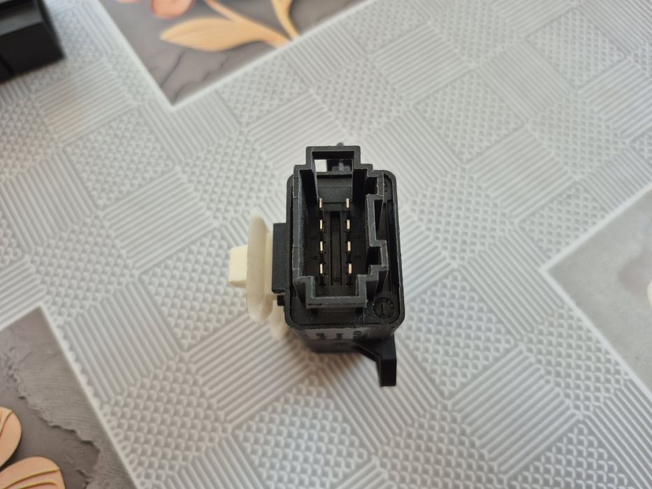 Блок підігріву 2Q0 959 772 E,